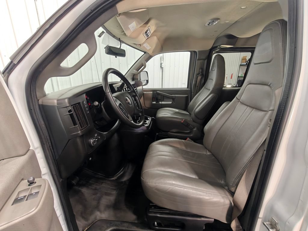 Used 2023 GMC Savana 2500 LS w/ Driver Convenience Package RWD image 29