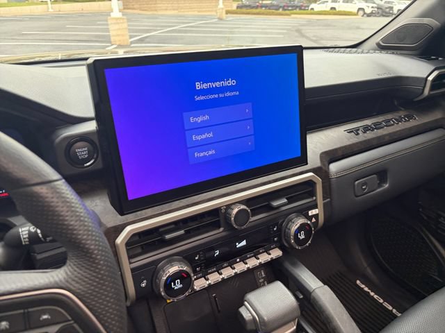 Used 2024 Toyota Tacoma Limited w/ Limited Package (LT) AWD/4WD image 12