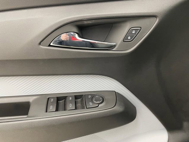 New 2027 Chevrolet Bolt LT w/ Comfort Package image 10