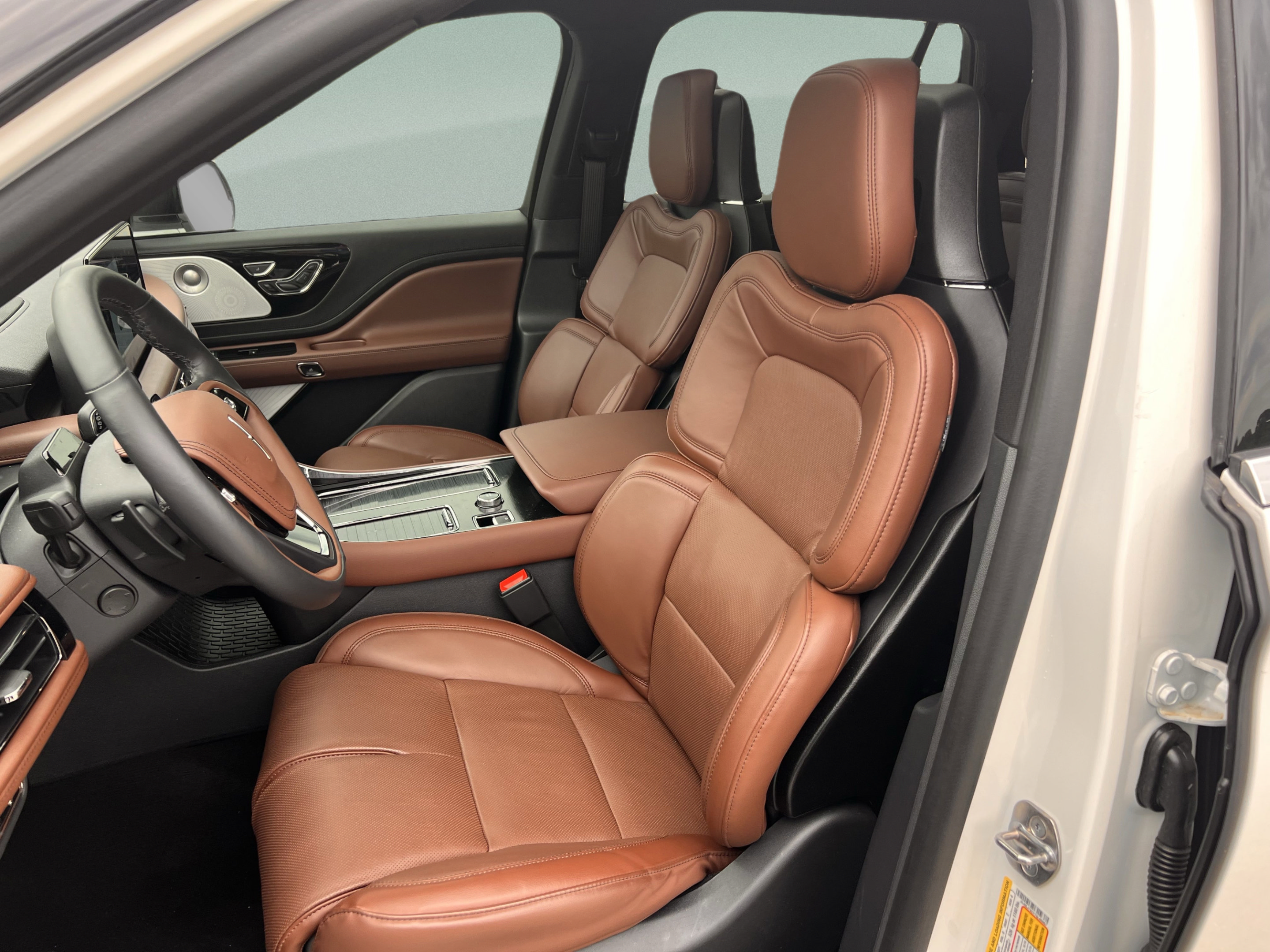 New 2026 Lincoln Aviator Reserve AWD/4WD image 21