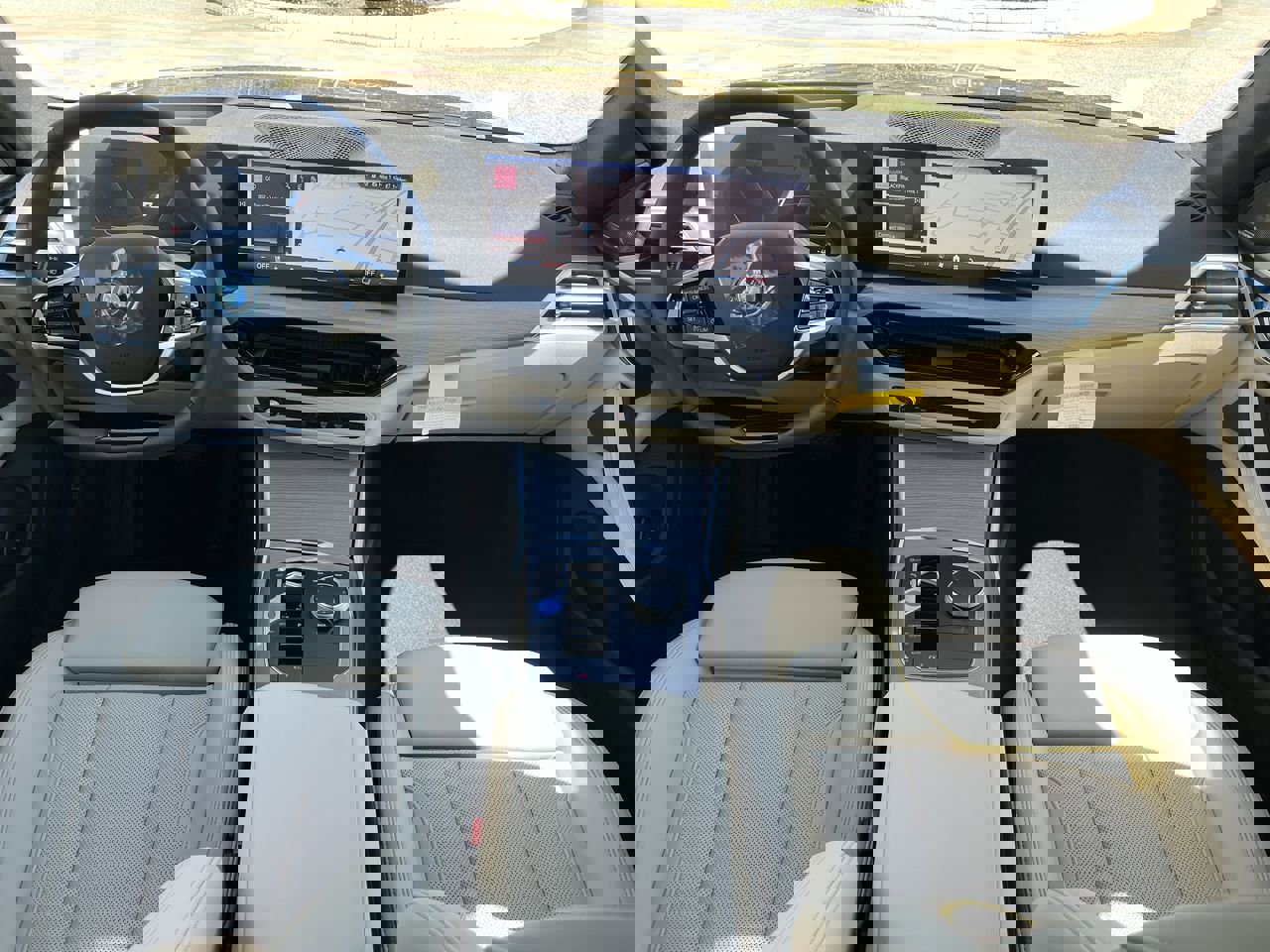 Used 2026 BMW i4 eDrive40 w/ Premium Package image 29