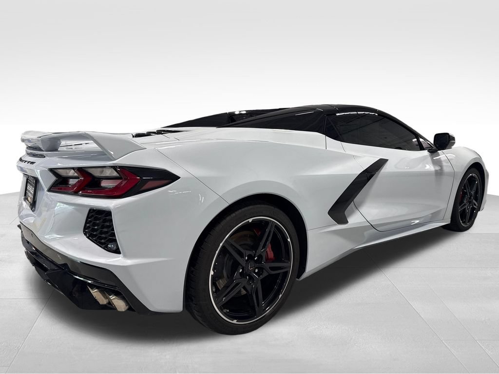 Used 2024 Chevrolet Corvette Stingray Convertible w/ Z51 Performance Package RWD image 45