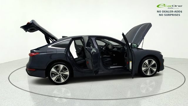 Used 2025 Audi A6 e-tron Premium Plus w/ Premium Plus RWD image 9