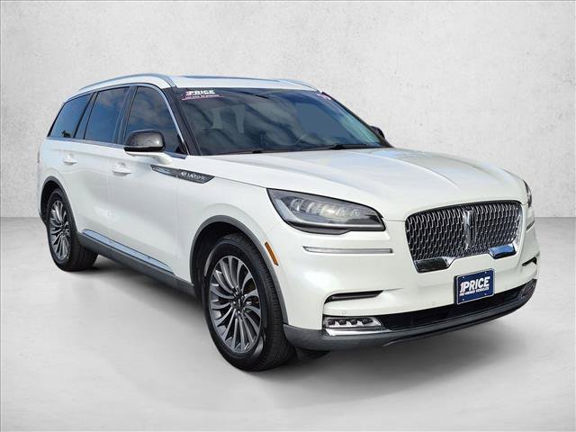 Used 2020 Lincoln Aviator Reserve w/ Class IV Trailer Tow Package RWD image 3