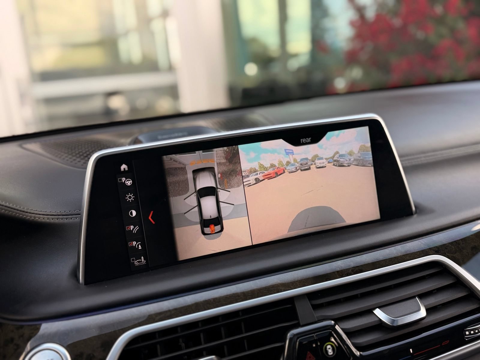 Used 2018 BMW M760i xDrive AWD/4WD image 70