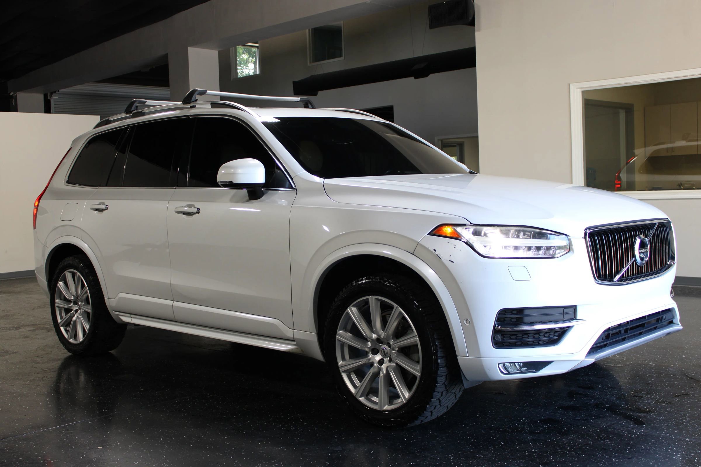 Used 2017 Volvo XC90 T6 Momentum w/ Vision Package AWD/4WD image 48
