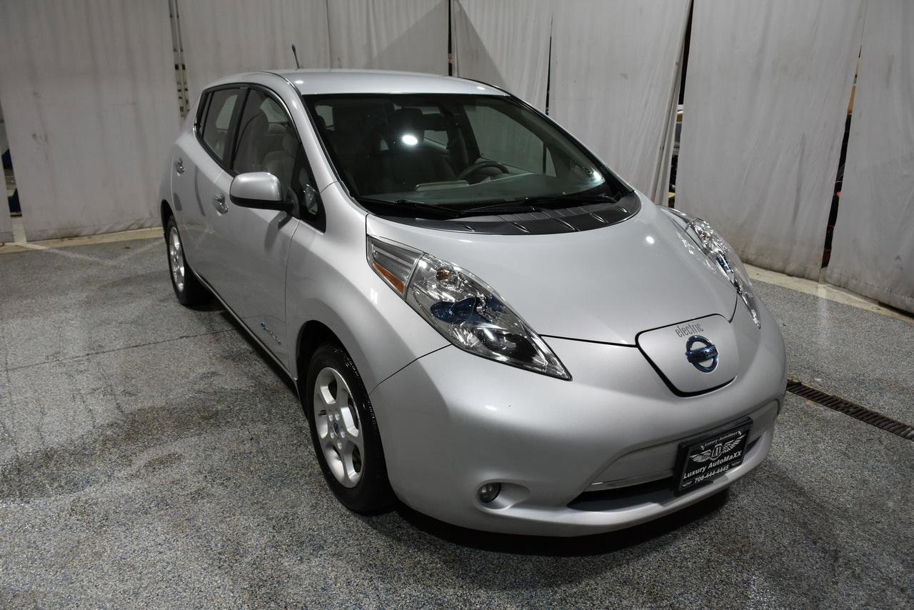 Used 2013 Nissan Leaf S w/ Charger Pkg image 3