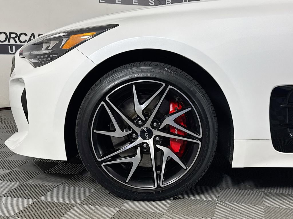 Used 2023 Kia Stinger GT-Line w/ Sun & Sound Package image 32
