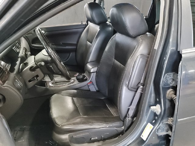 Used 2013 Chevrolet Impala LTZ FWD image 5