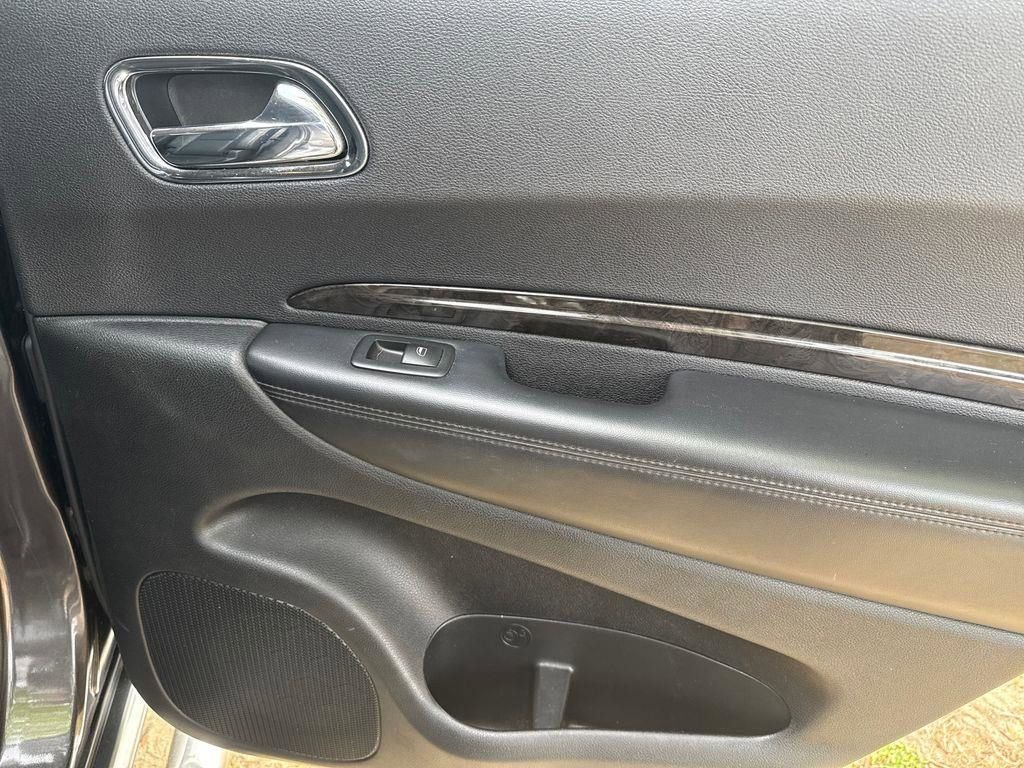 Used 2015 Dodge Durango Limited w/ Nav & Power Liftgate Group RWD image 39