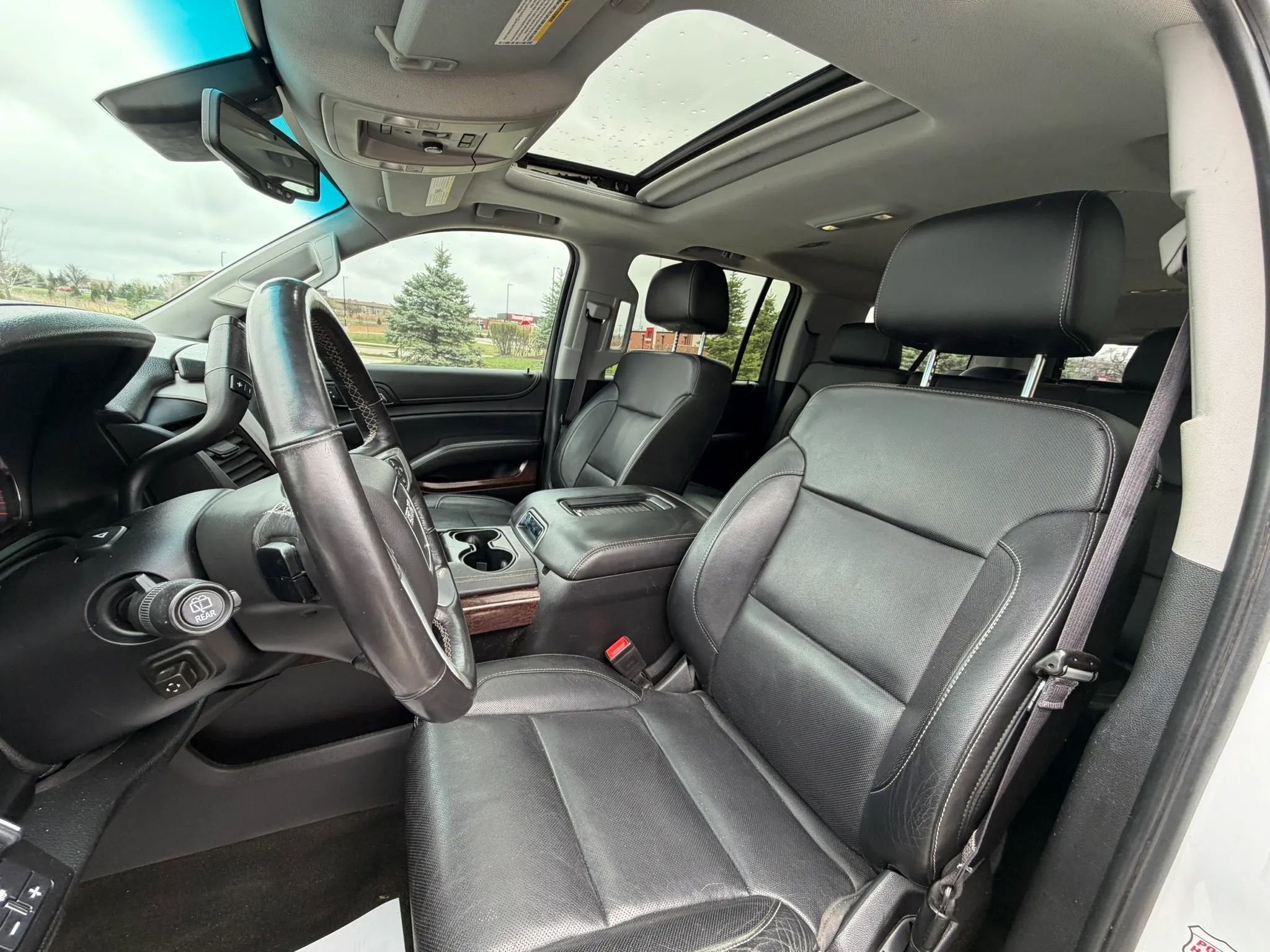 Used 2016 GMC Yukon XL SLT w/ HD Trailering Package image 14