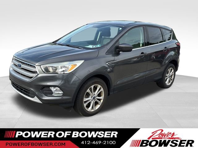 Used 2017 Ford Escape SE AWD/4WD image 1