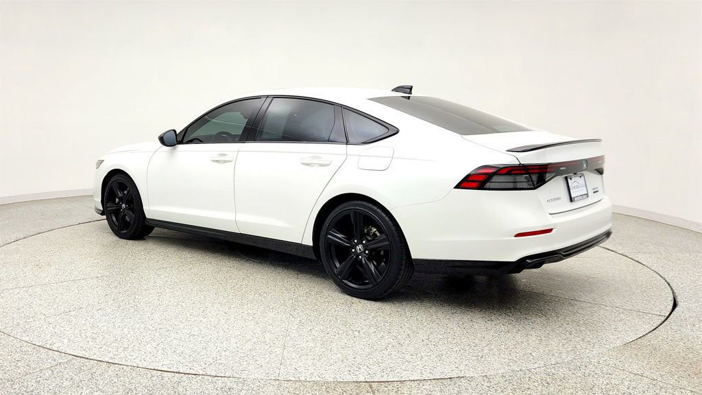 Used 2023 Honda Accord Sport image 7