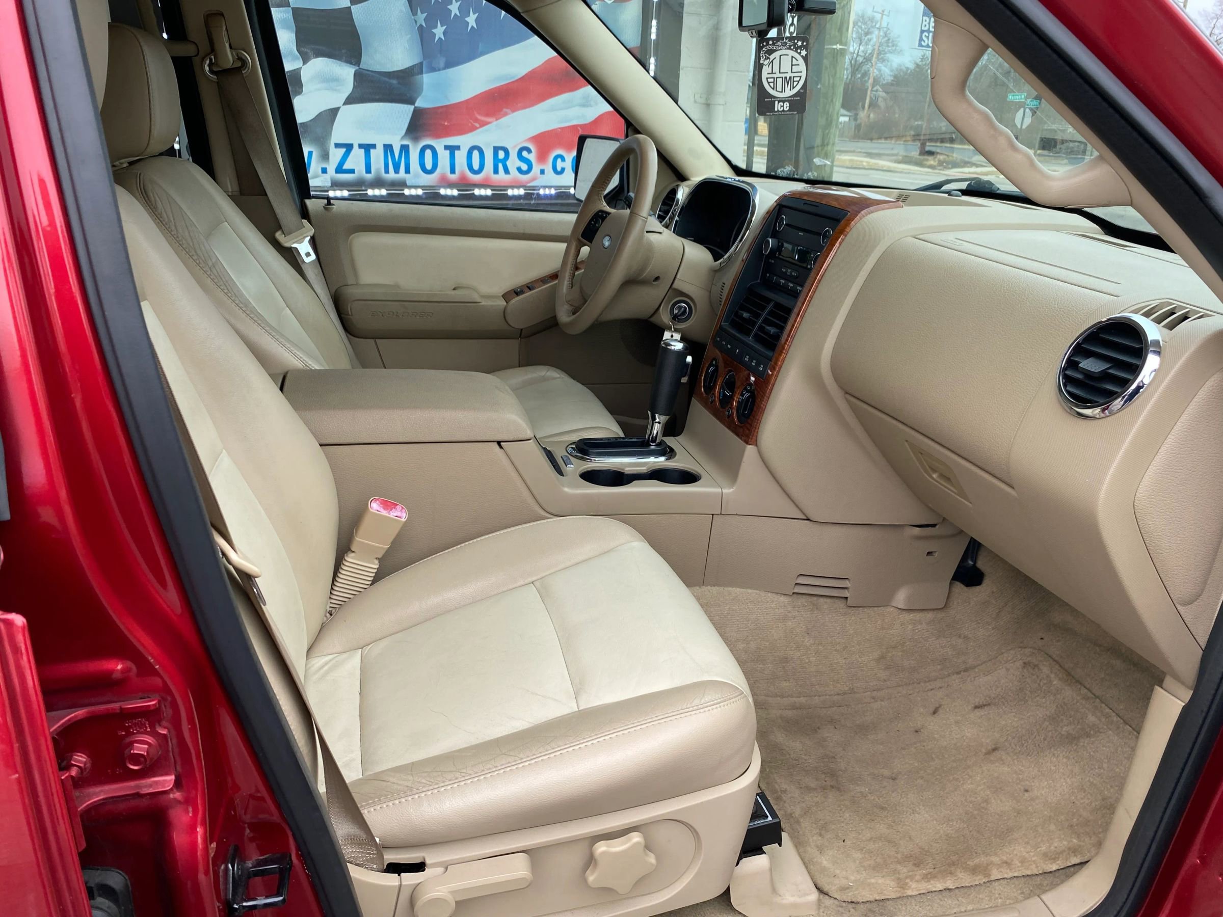 Used 2008 Ford Explorer Eddie Bauer AWD/4WD image 14