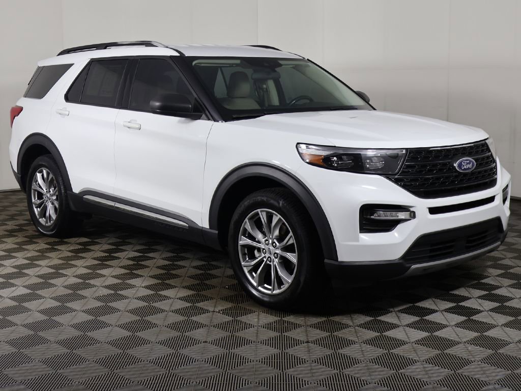 Used 2021 Ford Explorer XLT w/ Equipment Group 202A AWD/4WD image 51