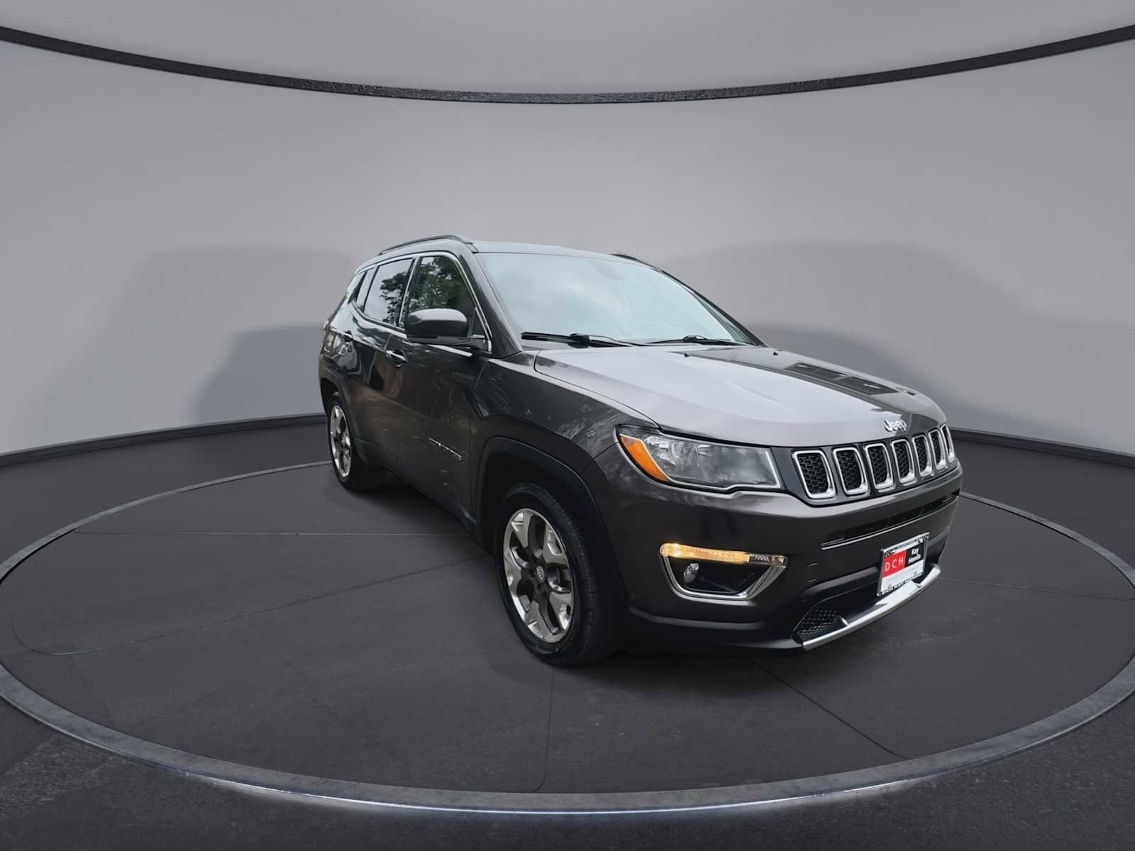 Used 2019 Jeep Compass Limited image 2