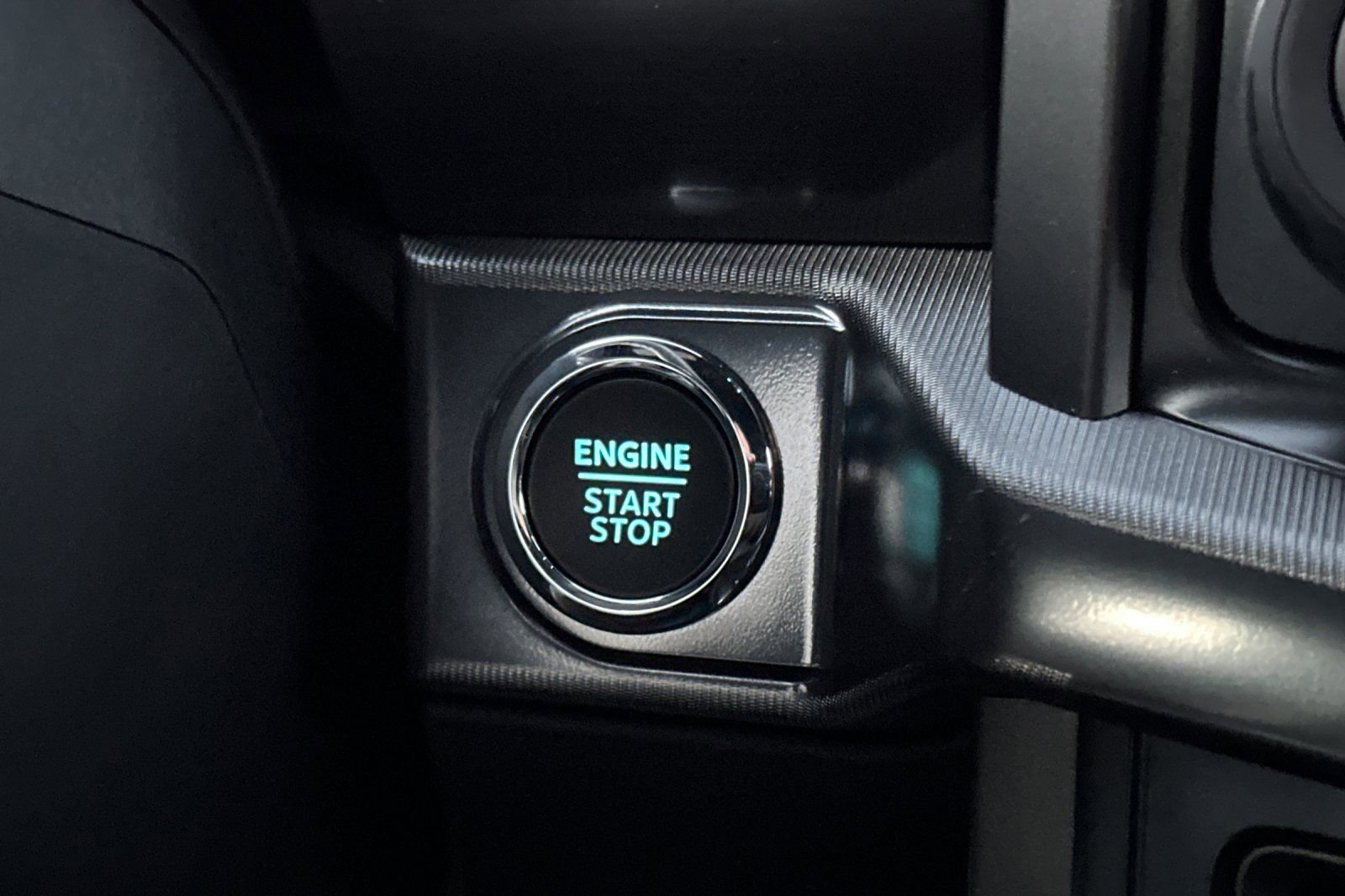 New 2026 Ford F150 Lariat w/ Equipment Group 501A Mid AWD/4WD image 21