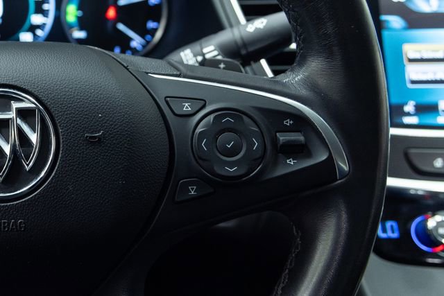 Used 2018 Buick LaCrosse Essence FWD image 15