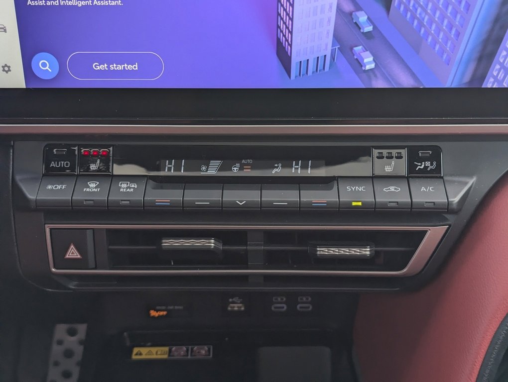 Used 2025 Toyota Camry XSE image 33