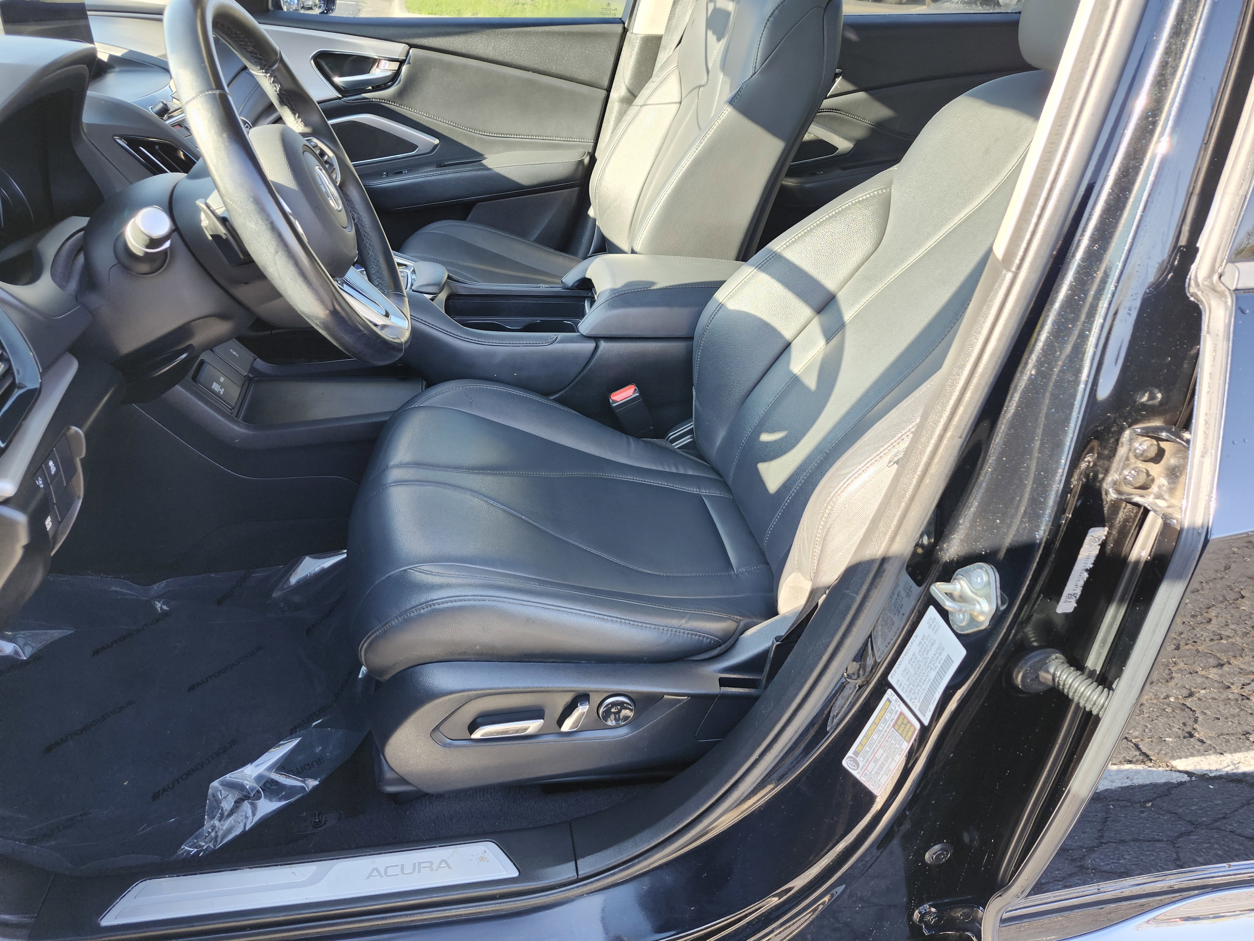 Used 2020 Acura RDX FWD image 25