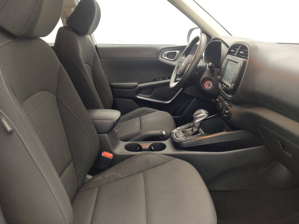 Used 2020 Kia Soul S FWD image 21