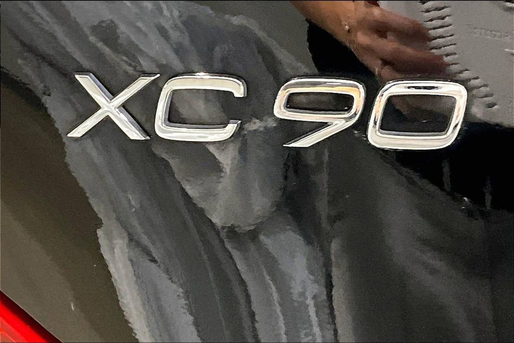 Used 2023 Volvo XC90 B5 Plus w/ Protection Package Premier AWD/4WD image 24