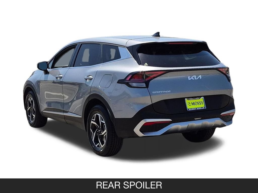 Used 2025 Kia Sportage LX FWD image 7
