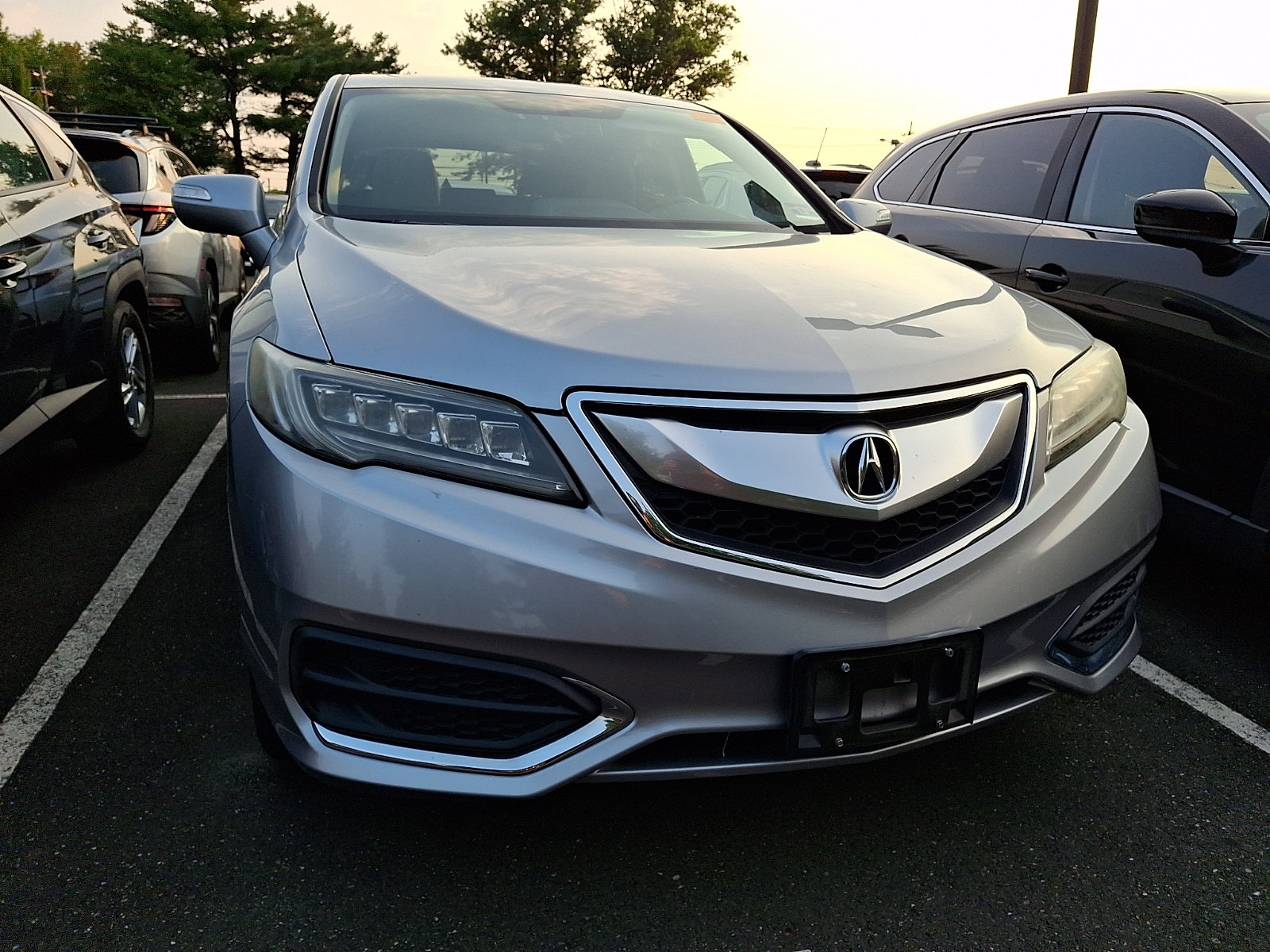 Used 2017 Acura RDX w/ Technology Package AWD/4WD image 4