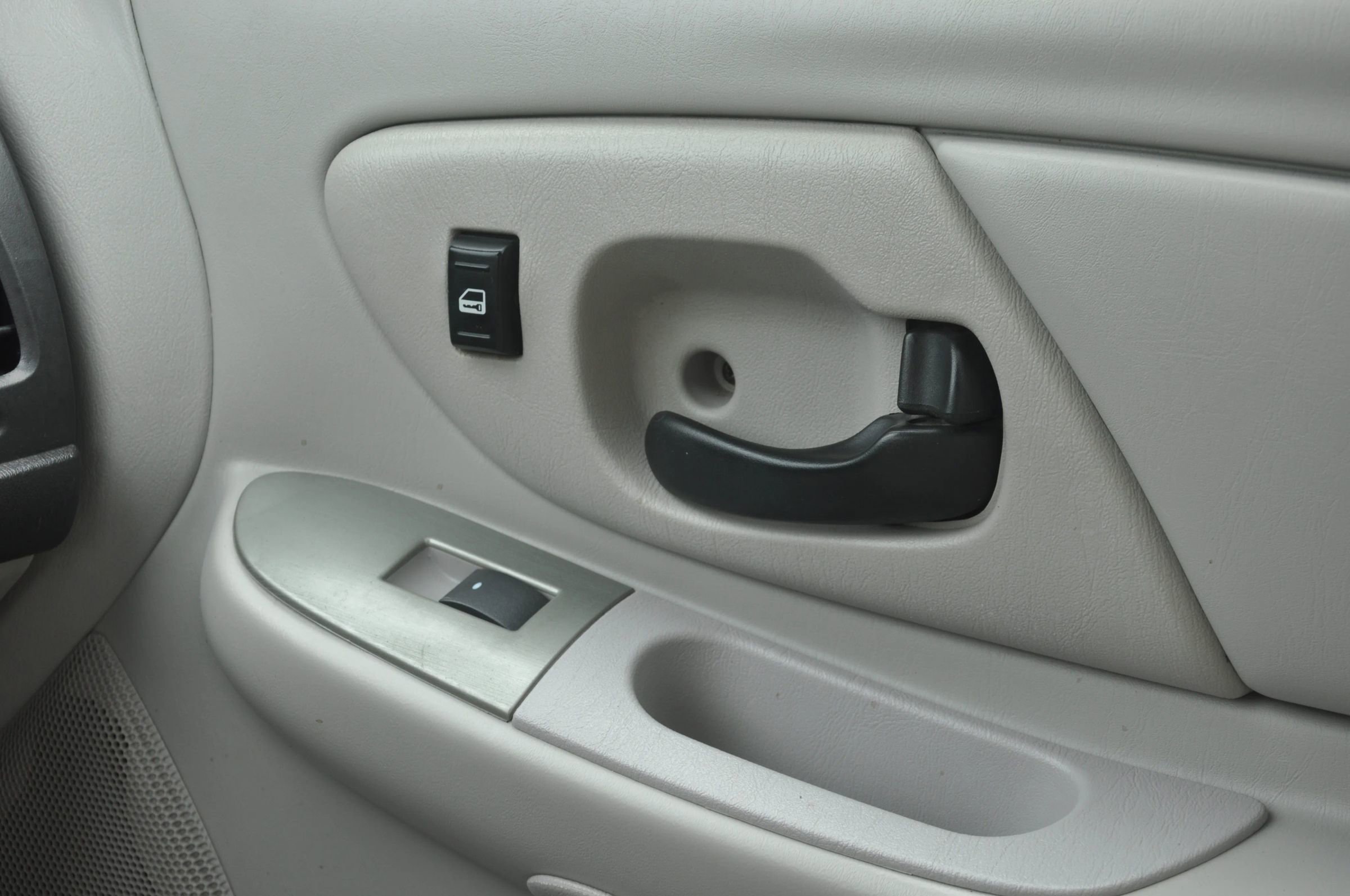 Used 2007 Chevrolet Monte Carlo LT FWD image 36