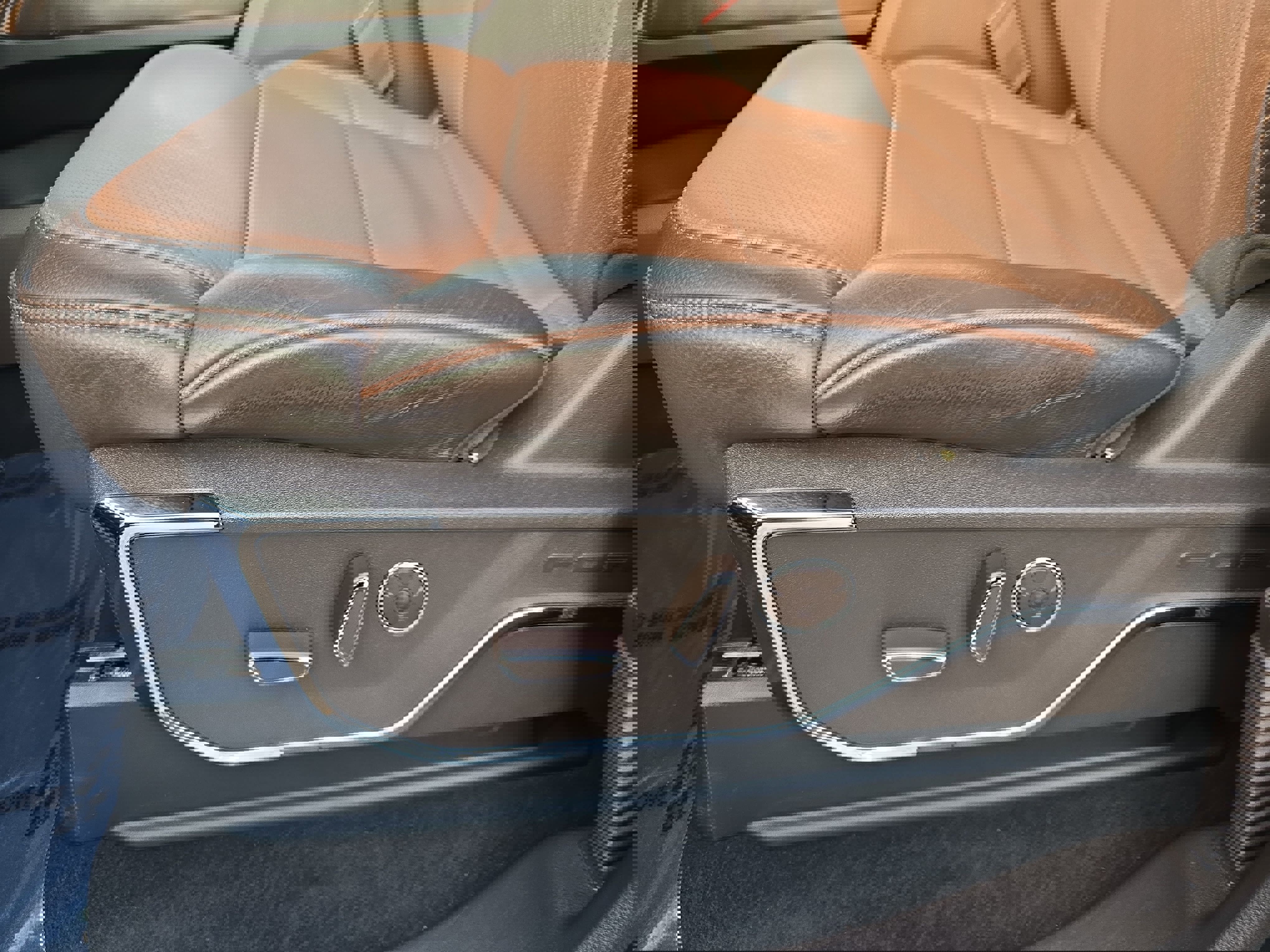 Used 2024 Ford F150 King Ranch w/ FX4 Off-Road Package image 30