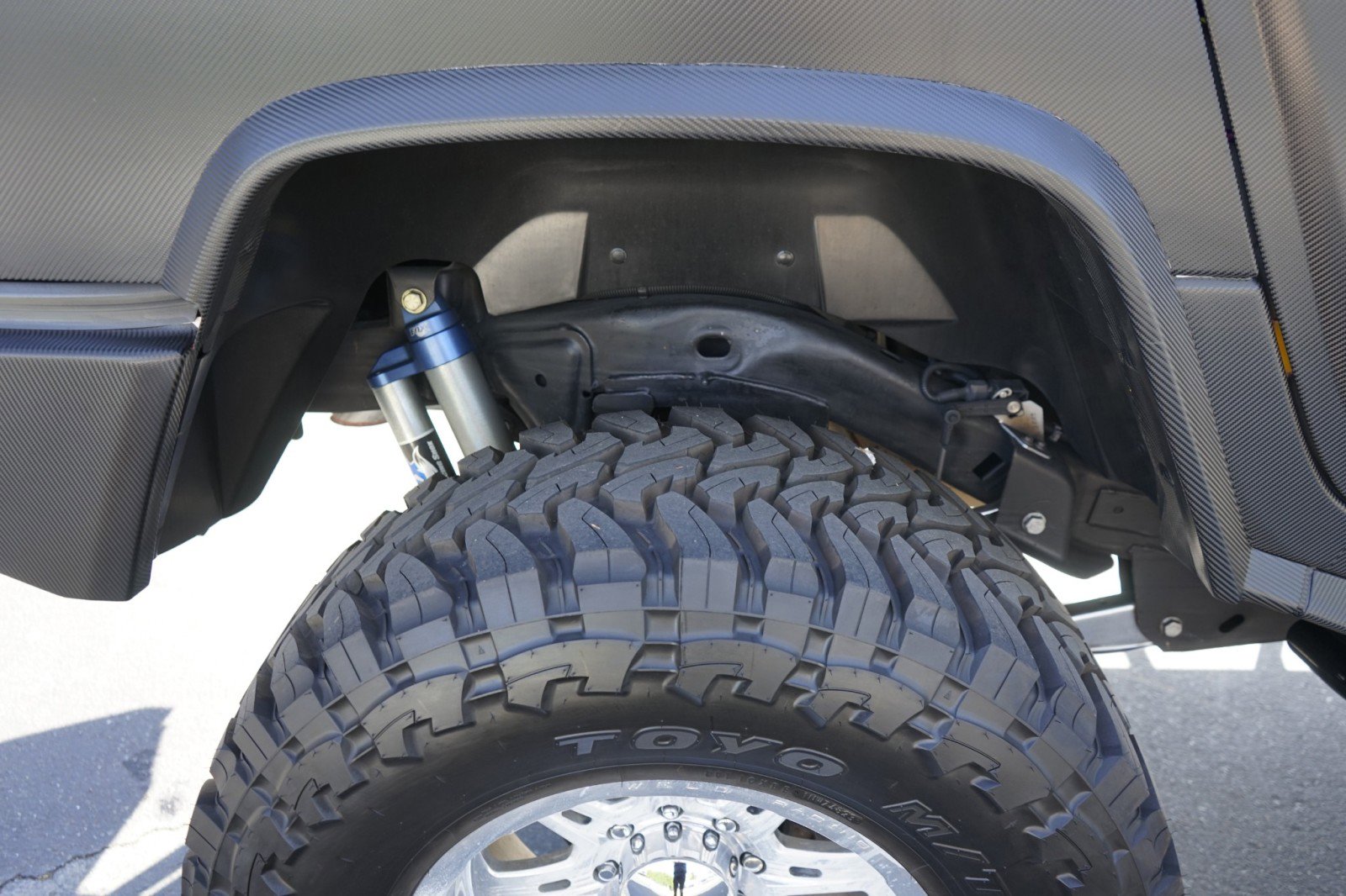 Used 2003 HUMMER H2 w/ Preferred Equipment Group image 31