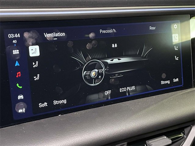 New 2025 Porsche Macan 4 Electric image 32