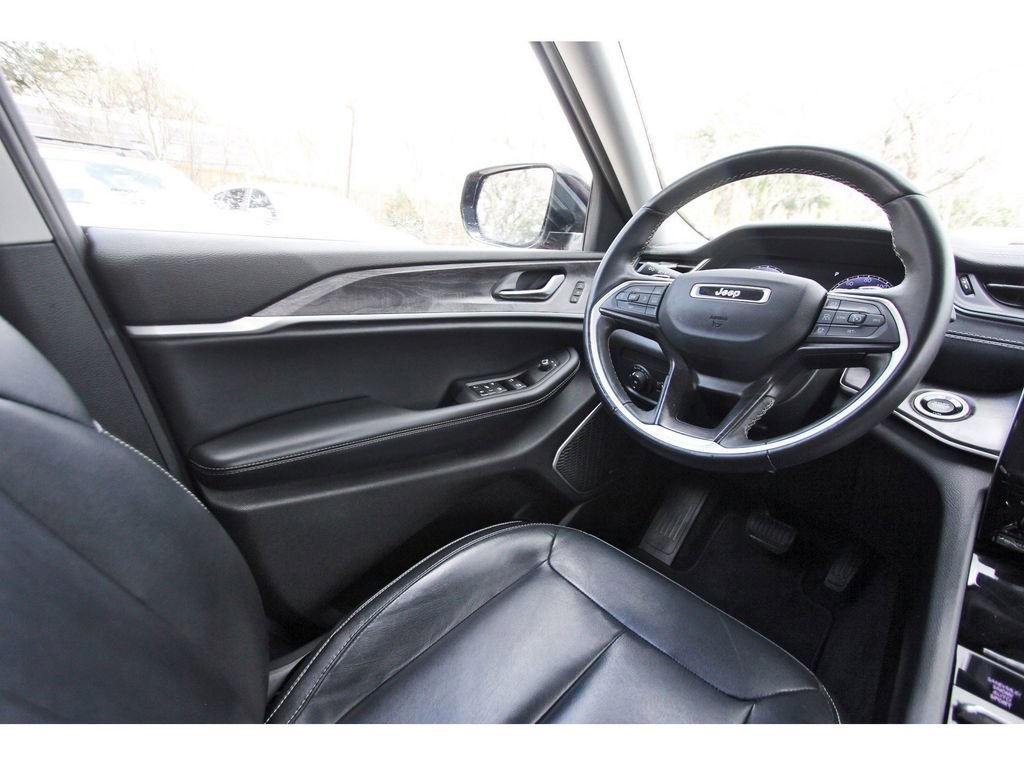 Used 2021 Jeep Grand Cherokee L Limited image 9