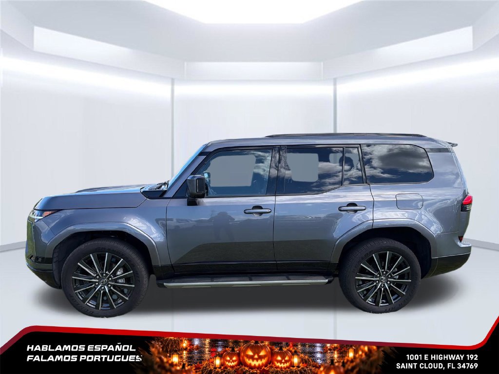 Used 2025 Lexus GX 550 w/ Cold Area Package AWD/4WD image 2