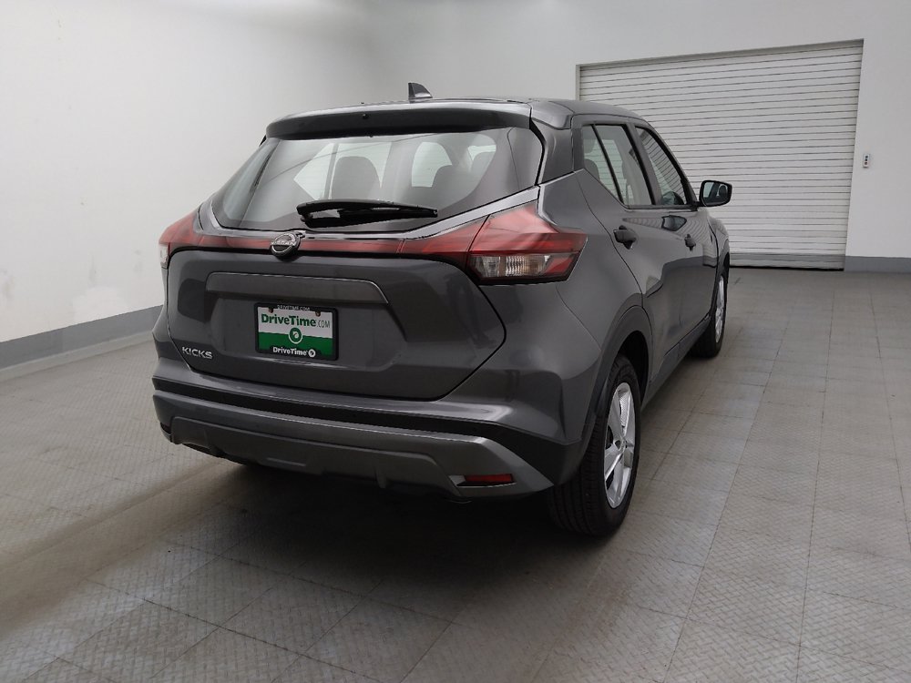 Used 2023 Nissan Kicks S FWD image 6