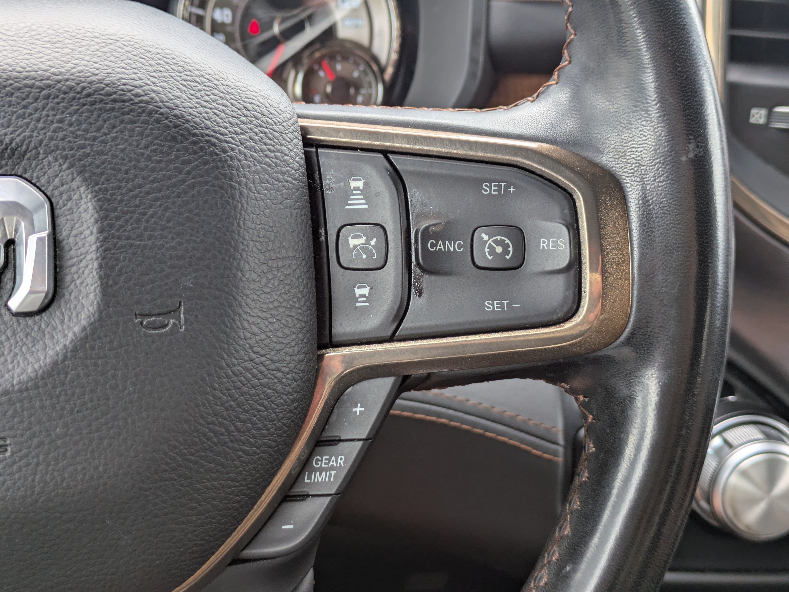 Used 2022 RAM 1500 Limited AWD/4WD image 28