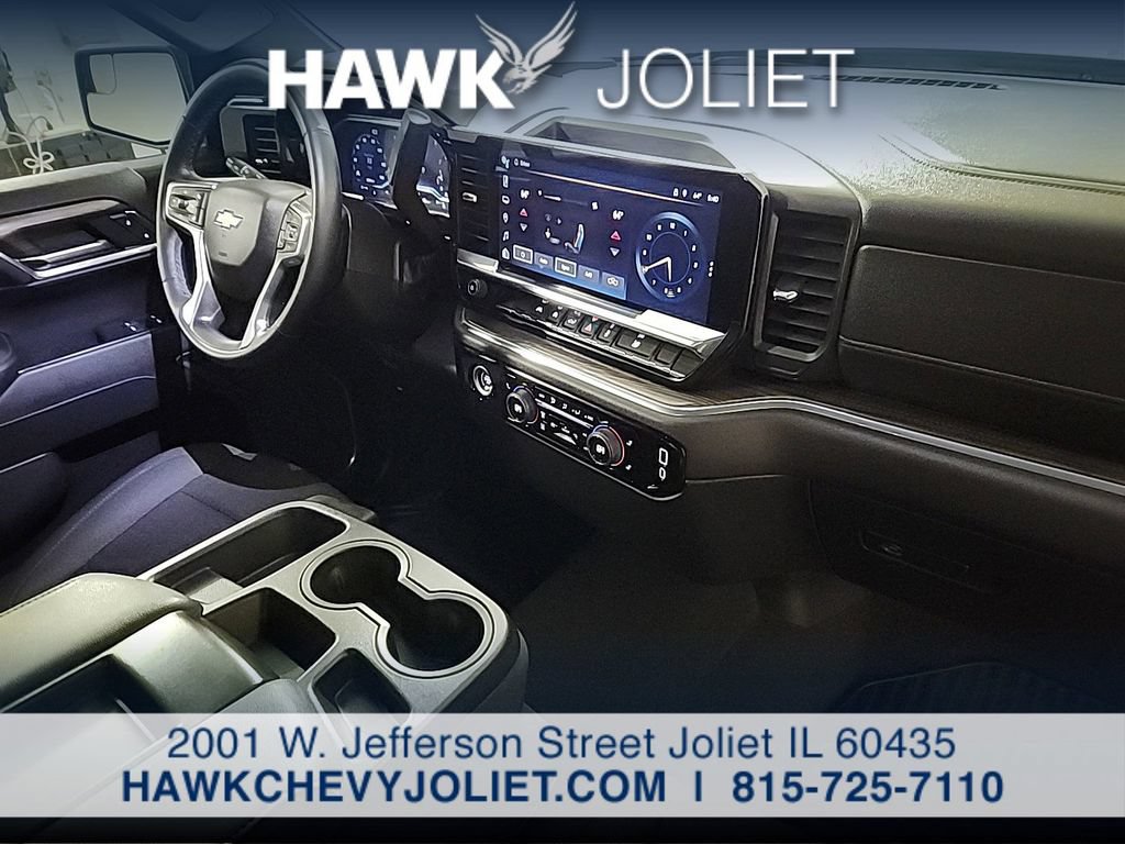 Used 2024 Chevrolet Silverado 1500 LT AWD/4WD image 23