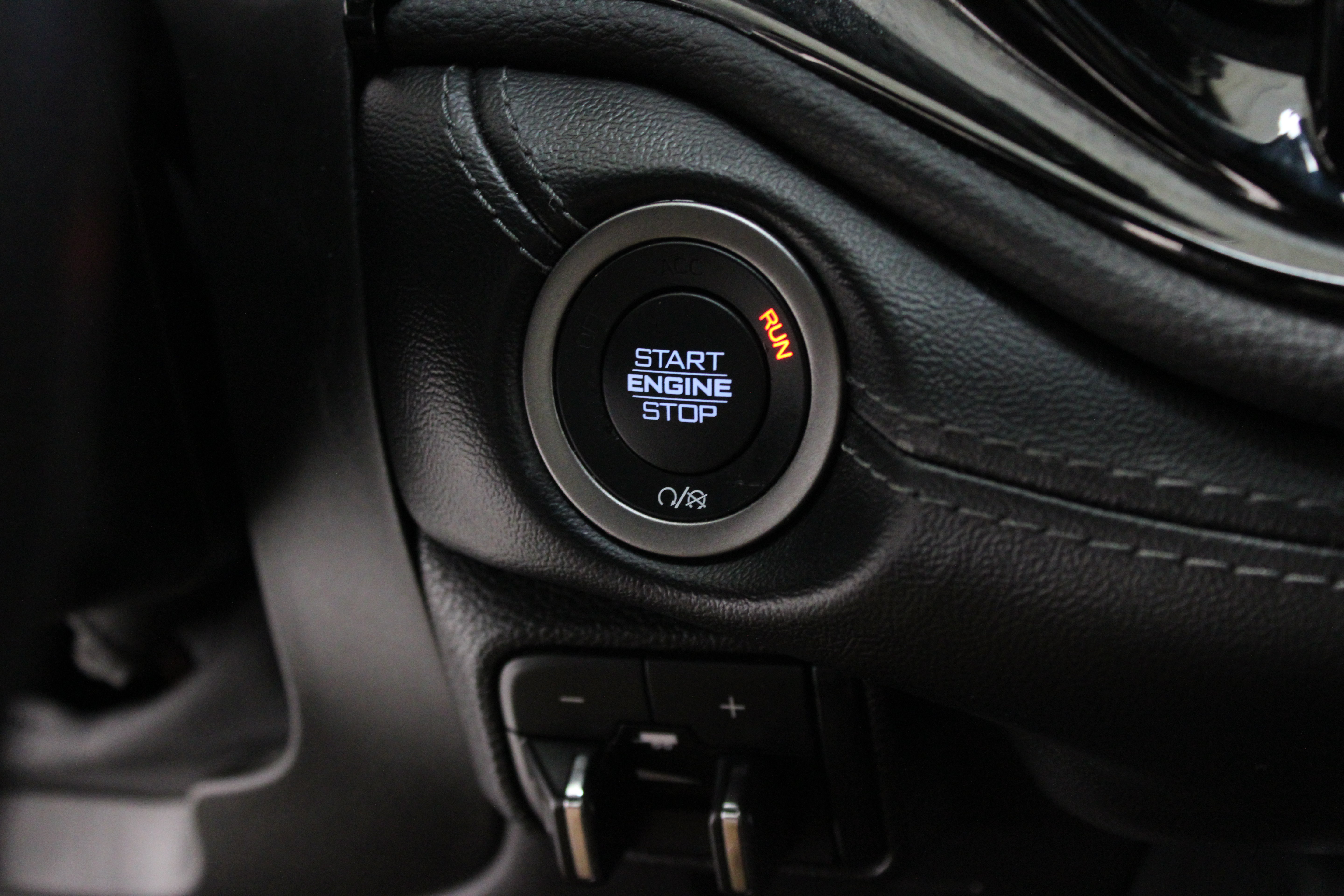 Used 2023 Dodge Durango SXT Launch Edition RWD image 18