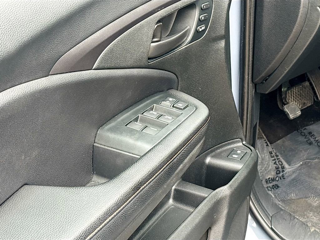 Used 2023 Honda Passport TrailSport image 18