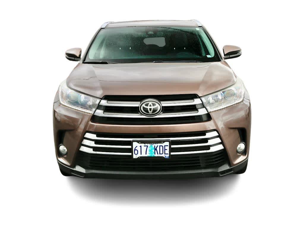 Used 2017 Toyota Highlander Limited AWD/4WD image 2
