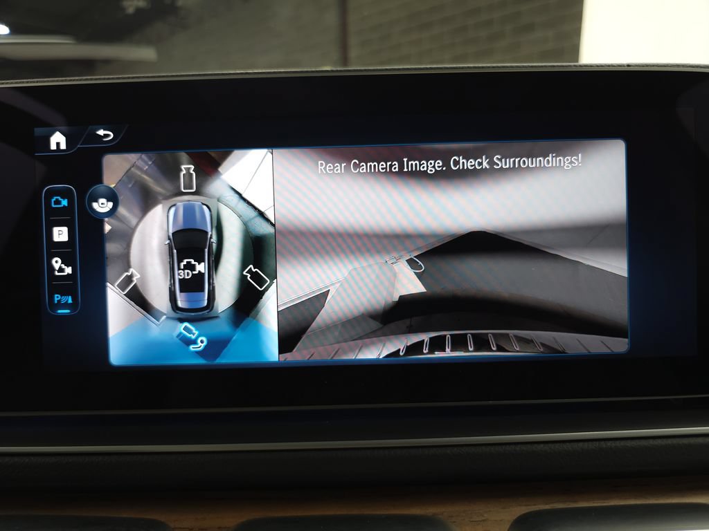 Used 2025 Mercedes-Benz GLE 450e 4MATIC w/ AMG Line Exterior image 18