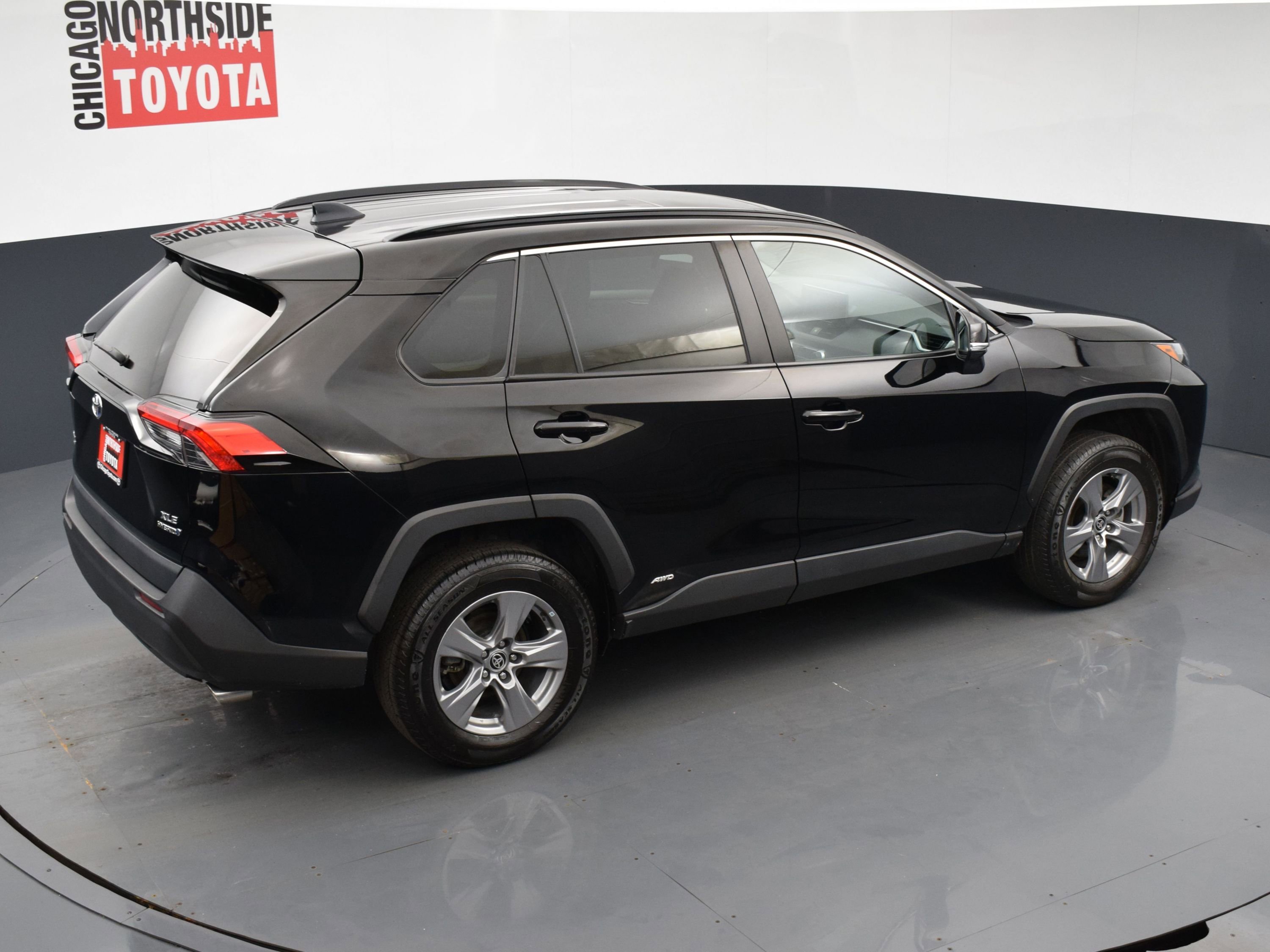 Used 2022 Toyota RAV4 XLE w/ Convenience Package AWD/4WD image 22