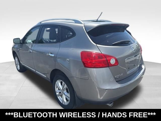 Used 2013 Nissan Rogue SV w/ Premium Pkg AWD/4WD image 3