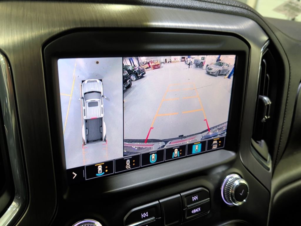 Used 2021 GMC Sierra 3500 Denali w/ Denali Ultimate Package image 21