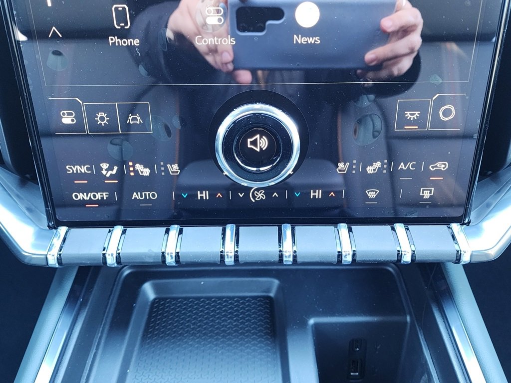 New 2026 GMC Acadia AT4 w/ Super Cruise Package image 32