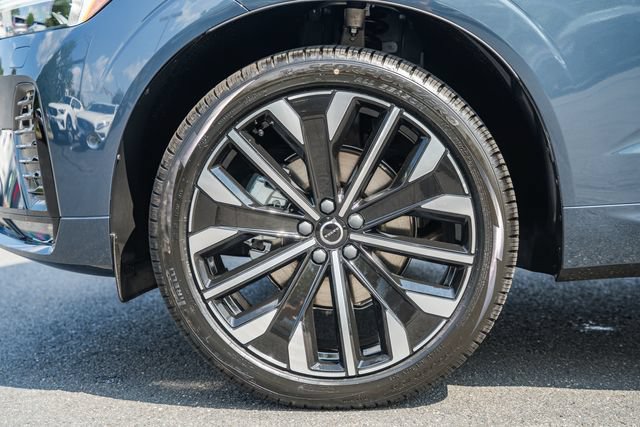 New 2026 Volvo XC60 B5 Ultra w/ Protection Package Premier AWD/4WD image 18