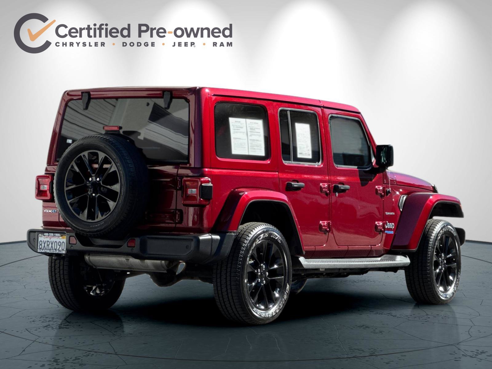 Used 2021 Jeep Wrangler Unlimited Sahara w/ Cold Weather Group AWD/4WD image 4