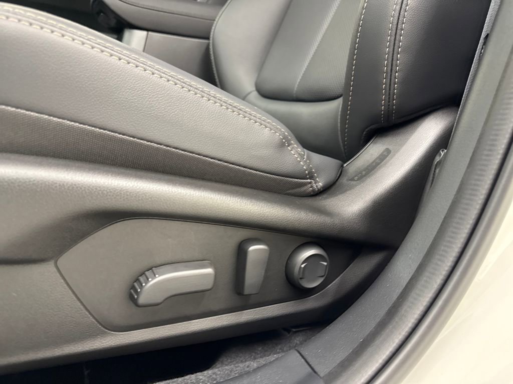 New 2026 Subaru Outback Limited XT image 13