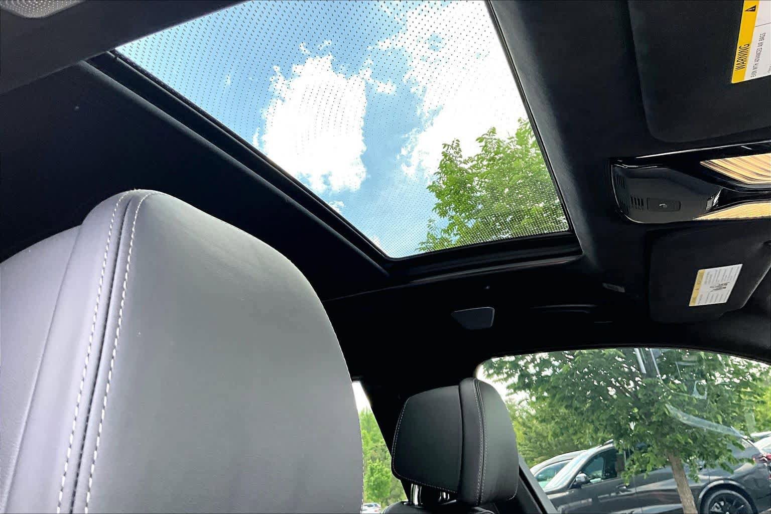 Certified 2024 BMW ALPINA XB7 AWD/4WD image 13