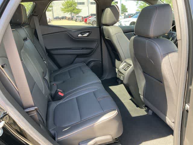 Used 2023 Chevrolet Blazer Premier w/ Enhanced Convenience Package FWD image 19